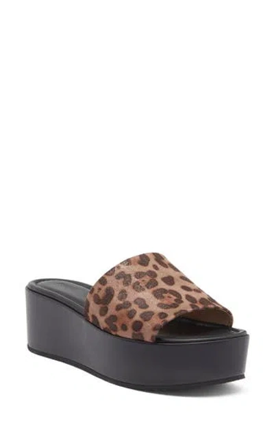Nordstrom Rack Lizzie Platform Wedge Sandal In Tan Metallic Leopard