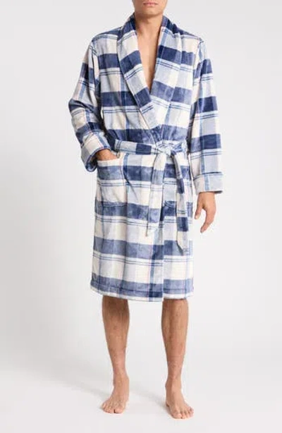 Nordstrom Rack Patterned Plush Robe In Blue