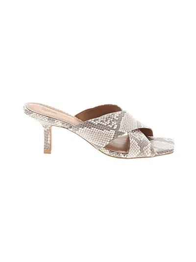 Pre-owned Nordstrom Rack Sandals In Ivory