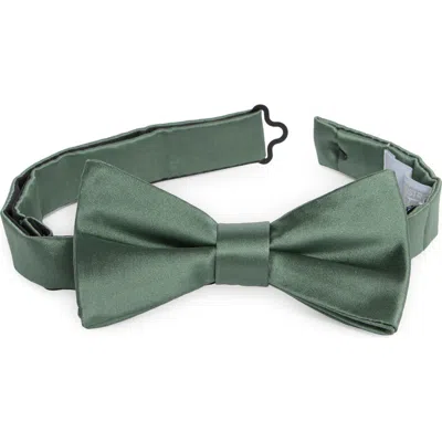 Nordstrom Rack Satin Solid Bow Tie In Red