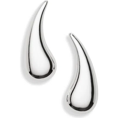 Nordstrom Rack Teardrop Stud Earrings In Metallic