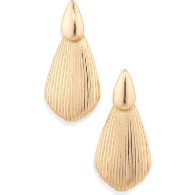 Nordstrom Rack Textured Teardrop Earrings In Gold