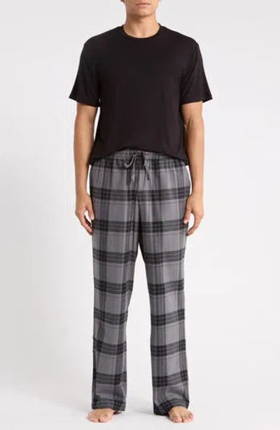 Nordstrom Rack T-shirt & Flannel Pajama Pants Set In Gray