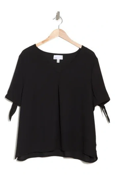 Nordstrom Rack V-neck Tie Short Sleeve Top In Black