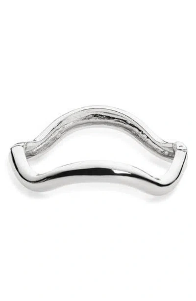 Nordstrom Rack Wavy Hinge Bracelet In Metallic