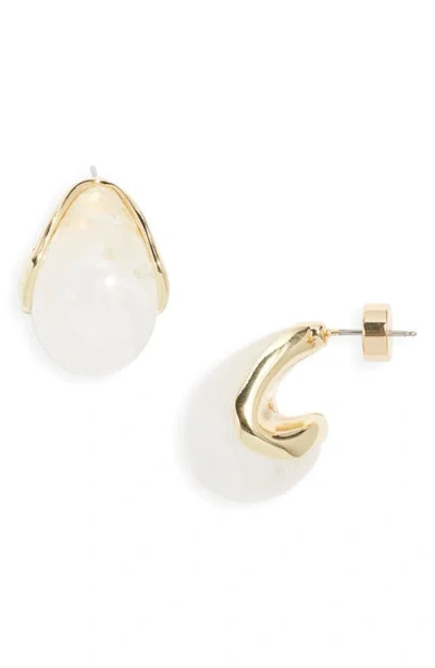 Nordstrom Resin Huggie Hoop Earrings In Pink