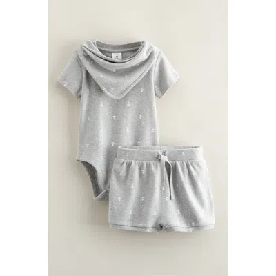 Nordstrom Babies'  Romper, Bib & Shorts Set In Gray