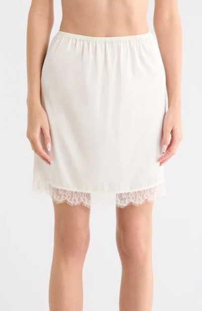 Nordstrom Scalloped Lace Trim Satin Slip Skirt In Black