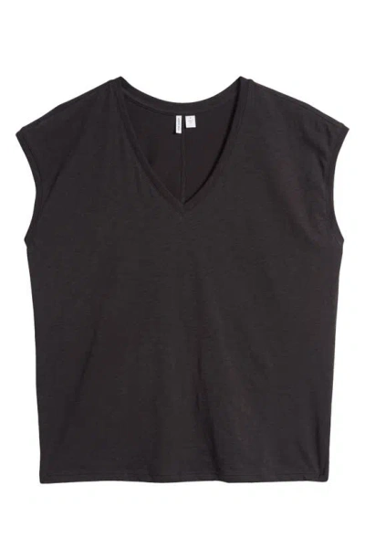 Nordstrom Sleeveless V-neck Cotton T-shirt In Black