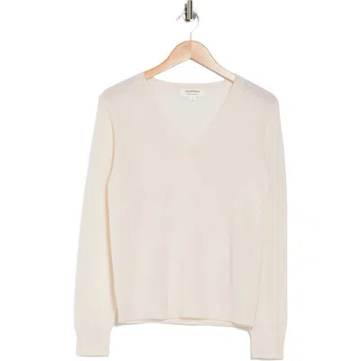 Nordstrom V-neck Cashmere Sweater In Ivory Pristine