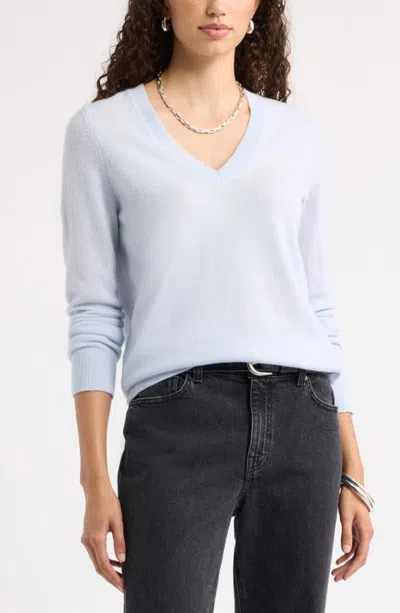 Nordstrom V-neck Cashmere Sweater In Blue