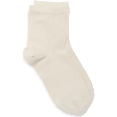 Nordstrom Wide Rib Ankle Socks In White