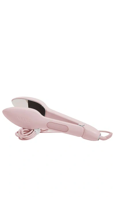 Nori Press Handheld Steam Iron In 粉色