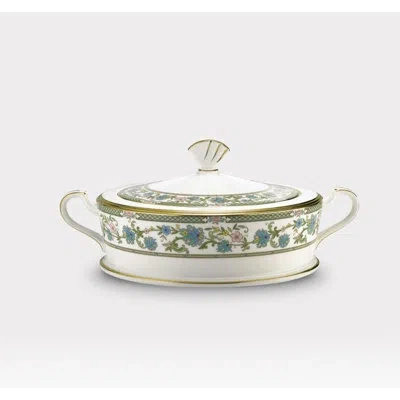 Noritake Yoshino 64 Oz. Covered Vegetable Bowl In White