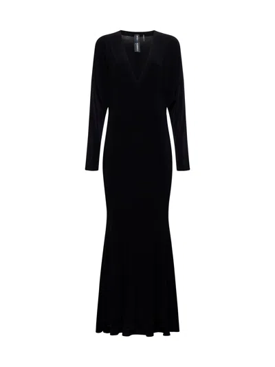 Norma Kamali Scoop Neckline Maxi Dress In Black
