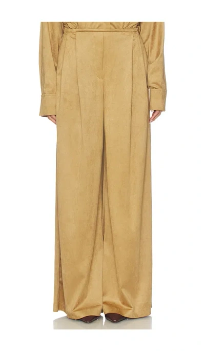 Norma Kamali Mens Pleat Pant In Brown