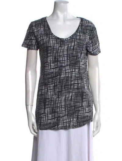 Pre-owned Norma Kamali Printed Scoop Neck T-shirt In Black