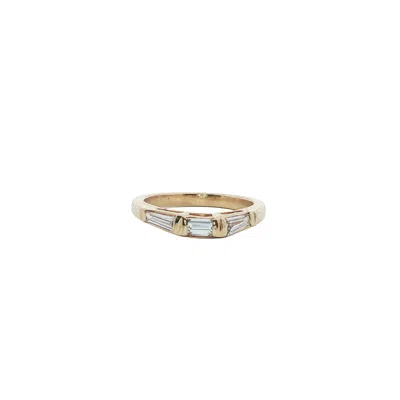 Normani Women's 3 Stone Baguette Wedding Band Ring In Gold