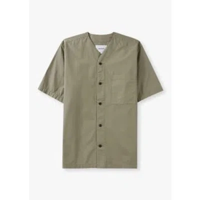 Norse Projects Mens Erwin Typewriter Short Sleeve Shirt In Clay In Green