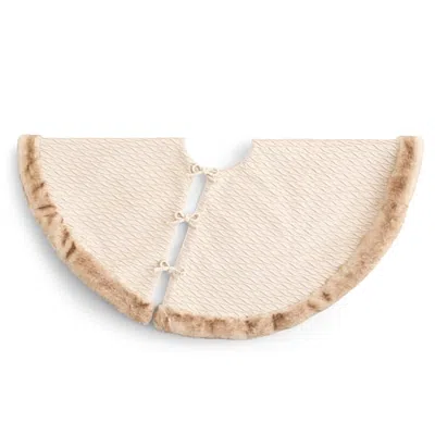 North Pole Trading Co . White Pleated Velvet Fur Tree Skirt Indoor Tree Skirt