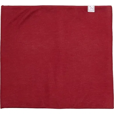 Northern Classics Fleece Lined Neck Warmer In Red