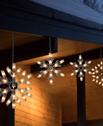 Northlight 150 Count Snowflake Icicle Christmas Lights 8.5 Ft Wire In White