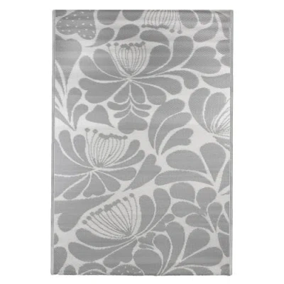 Northlight 4' X 6' Gray And Off White Floral Rectangular Outdoor Area Rug