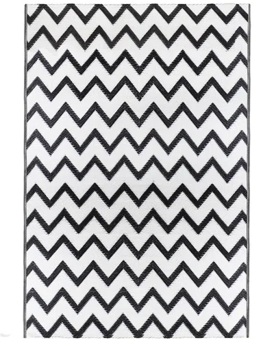Northlight 4x6ft Chevron Rectangular Outdoor Area Rug