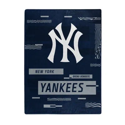Northwest Mlb Digitize Yankees Raschel Throw