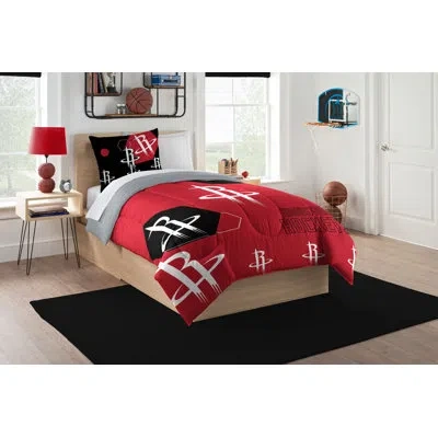 Northwest Nba Cleveland Cavaliers Reverse Slam King Comforter & Shams Set