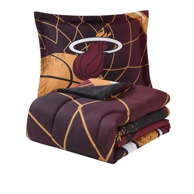 Northwest Nba Miami Heat Comforter & Pillow Sham Set