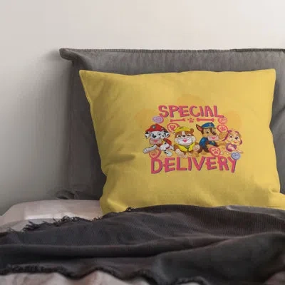 Northwest Outdoor Pillow Cover In Yellow
