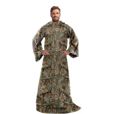 Northwest Realtree Edge Camouflage Silk Touch Comfy Throw Blanket With Sleeves, Soft, Warm, 48x71 Inches In Green