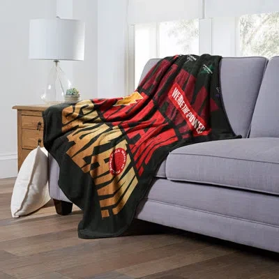Northwest Throw Blanket In Black;red