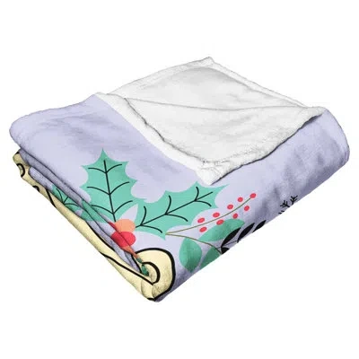 Northwest Throw Blanket In White