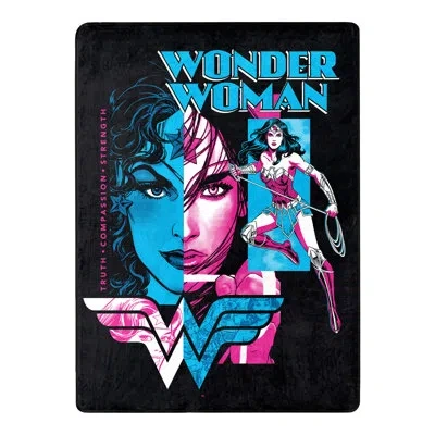 Northwest W Woman - Truth Compassion Strenght Throw In Blue;pink