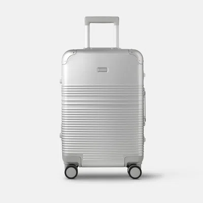 Nortvi Aluminium Silver