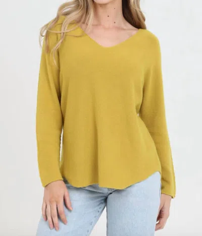 Nostalgia V-neck Sweater In Senape