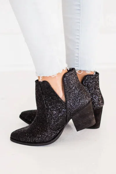 Not Rated Fiera Ankle Boots In Black