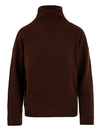 Not Shy Sweaters Brown