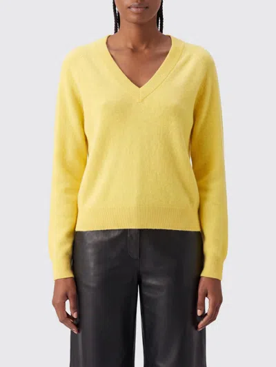 Not Shy Sweater Woman Color Yellow