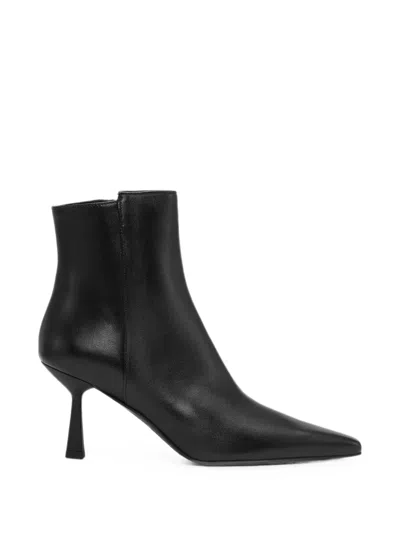 Notabene Emmya Pointed-toe Ankle Boots In Black