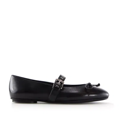 Notabene Women's Béatrice Ballerina, Black Leather