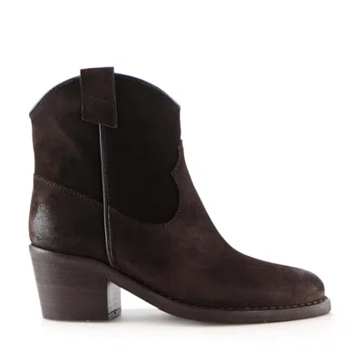 Notabene Women's Brown Anna Boots, Dark Brow Suede