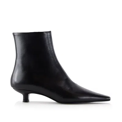 Notabene Women's Elly Boots, Black Leather