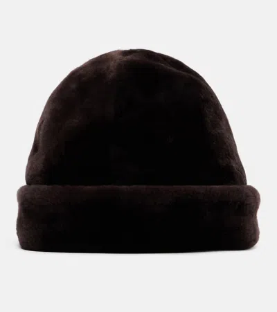 Nour Hammour Blokes Shearling Hat In Burgundy
