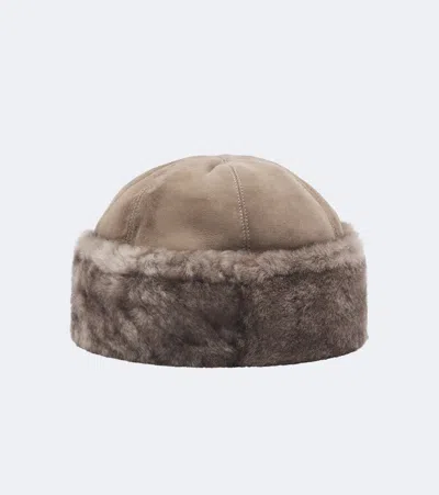 Nour Hammour Toki Suede And Shearling Hat In Grey