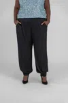 Nouvelle Silk95five Mara Joggers In Black