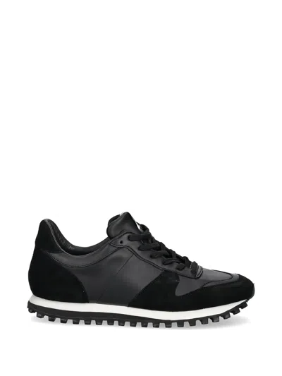 Novesta 마라톤 스웨이드 패널 스니커즈 In Black