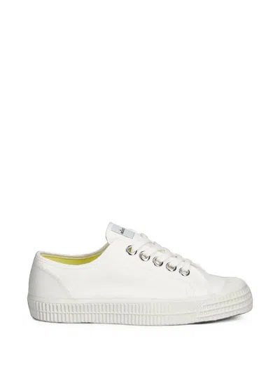 Novesta Star Master Classic Lace-up Sneakers In White